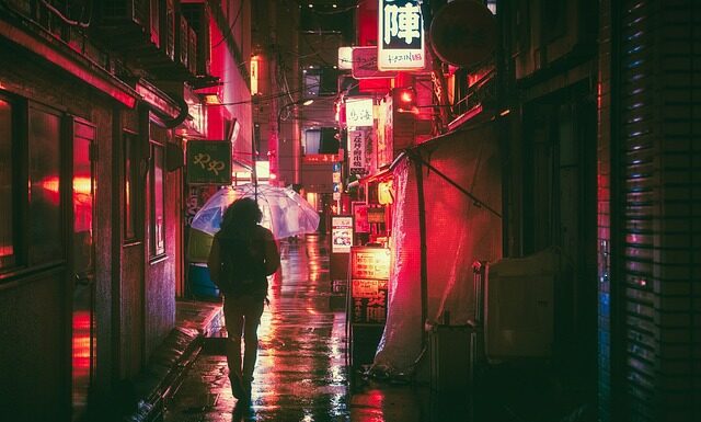 W jakim języku mówi się we Włoszech? W jakim języku mówi się we Włoszech?