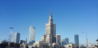 Gdzie w Polsce znajduje się siedziba NATO?